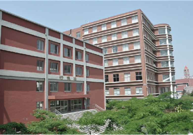 青島濱海學院
